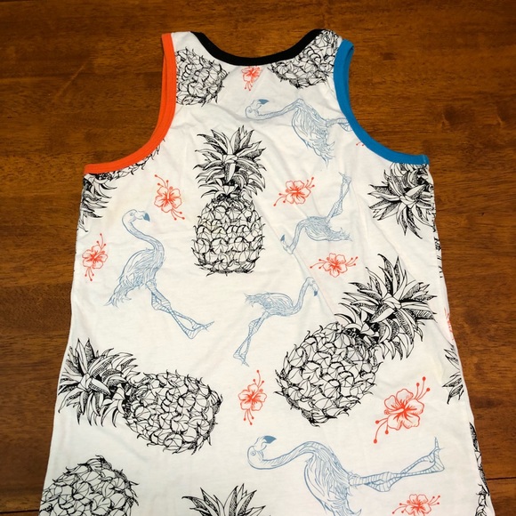 Two for One Tanks - Picture 5 of 5